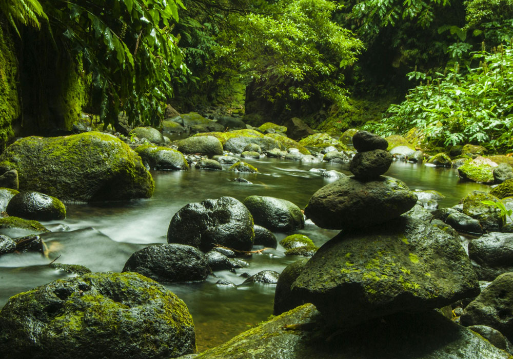 Kanto Lampo Waterfall